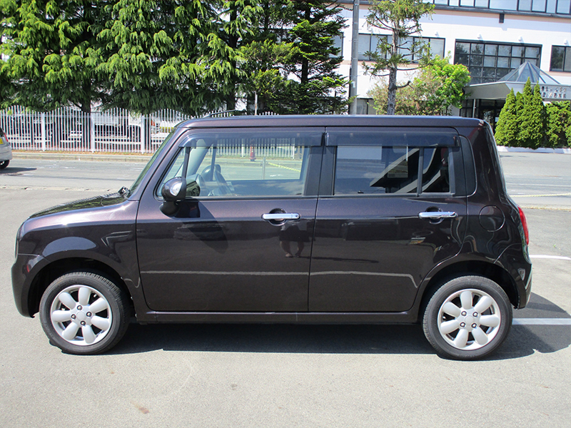 アルトラパン　車両本体価格８８万円(税込)