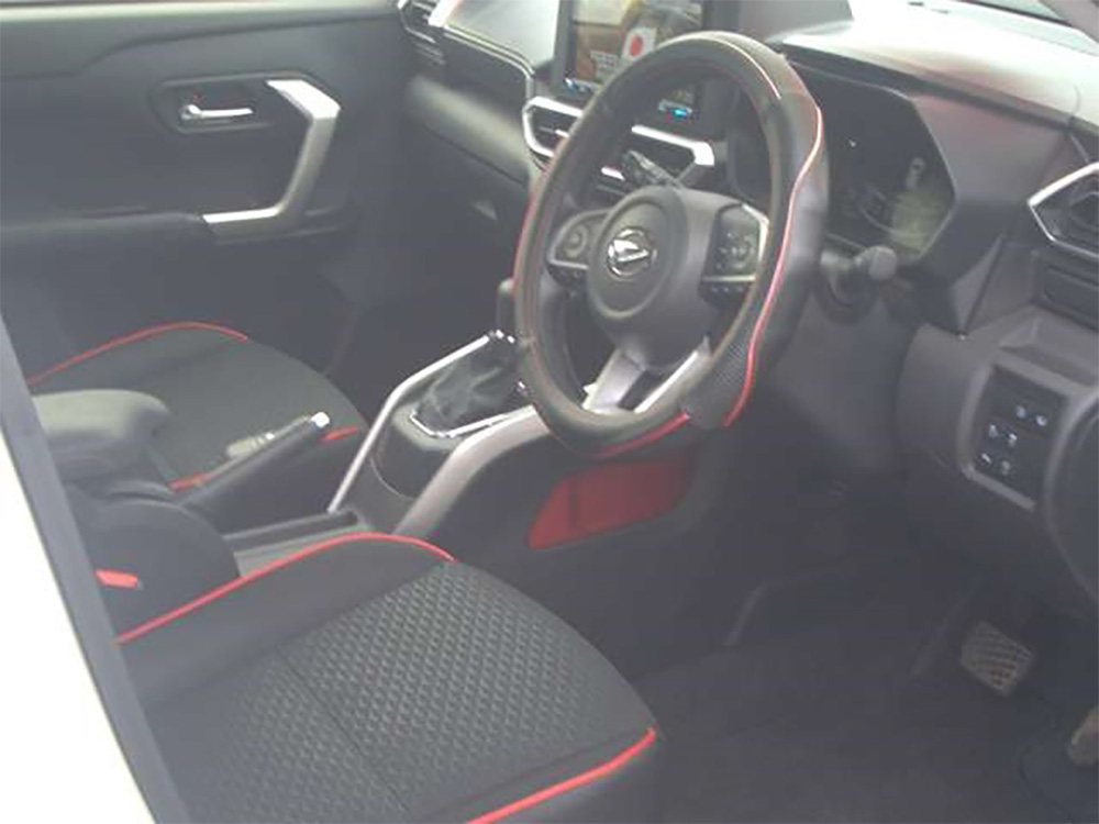 ダイハツ　ロッキー　車両本体価格２０５万円(税込)