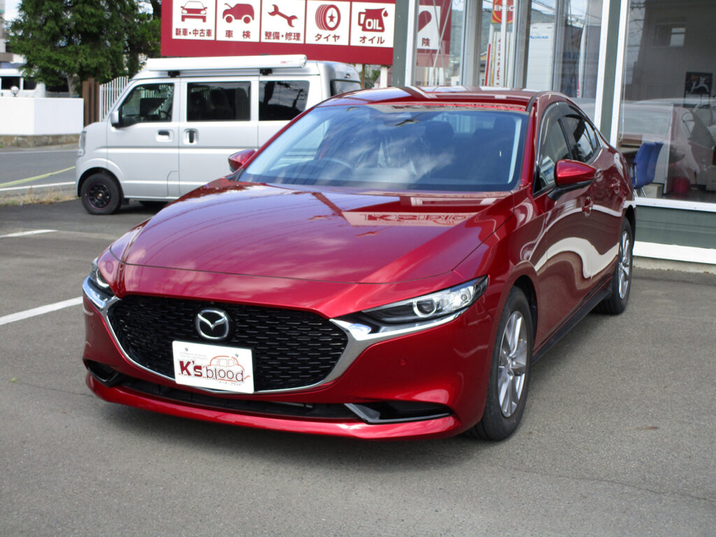 マツダ　MAZDA３セダン　車両本体価格　188万円(税込)