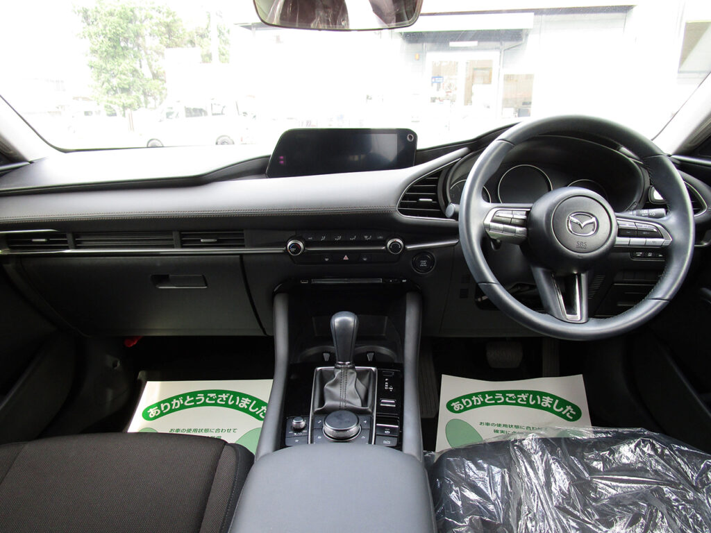 マツダ　MAZDA３セダン　車両本体価格　188万円(税込)
